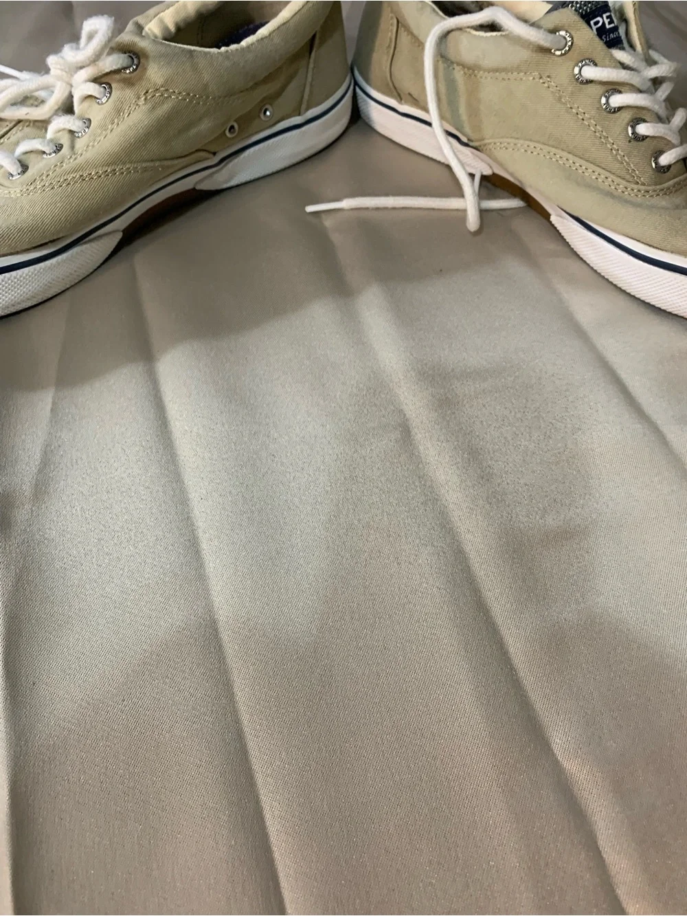 Sperry Men’s Tan Canvas Lace-Up Sneakers with White Soles b1/18